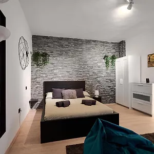 xenia-apartments-nuovo-appartamento-in-zona-tranquilla.it-lombardy.com/